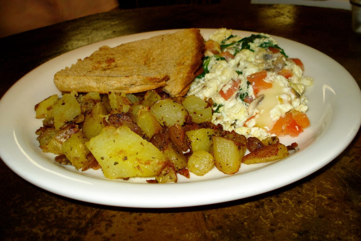 A breakfast plate at Blue Water Bakery